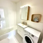 Superbe 4 Couchages Avec Terrasse - Clim - 50m De La Appartement *