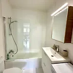 Appartement Superbe 4 Couchages Avec Terrasse - Clim - 50m De La *
